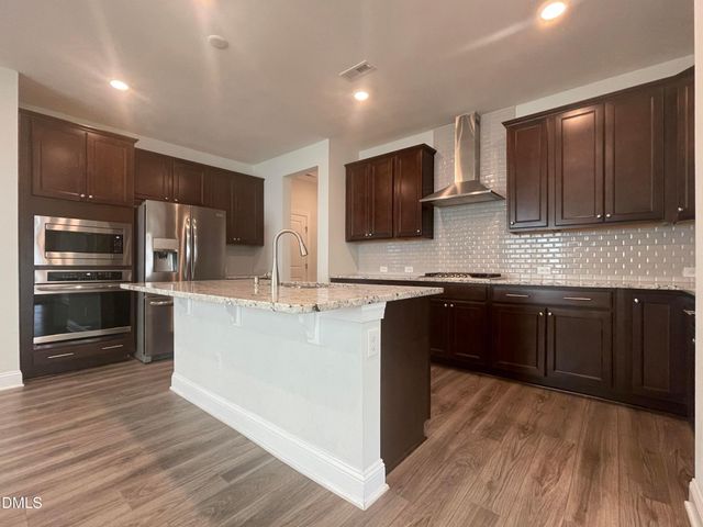 213 Ivy Arbor Way, Holly Springs, NC 27540