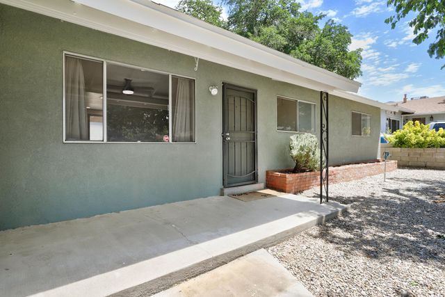12813 Turquoise Avenue NE, Albuquerque, NM 87123
