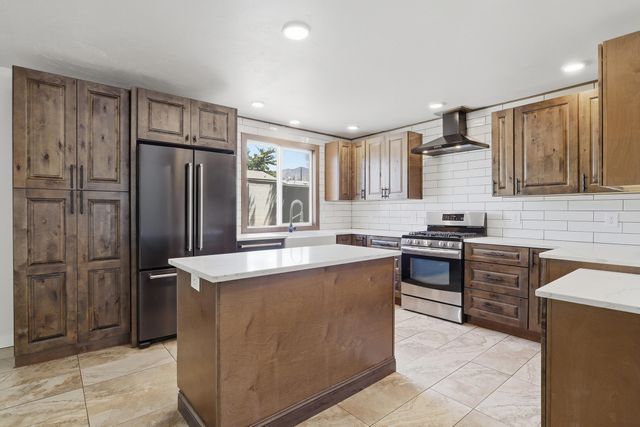 12813 Turquoise Avenue NE, Albuquerque, NM 87123