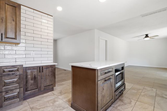 12813 Turquoise Avenue NE, Albuquerque, NM 87123