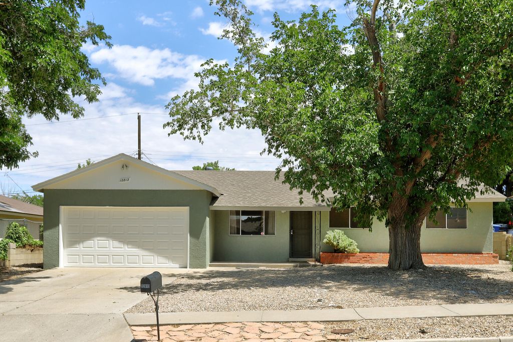 12813 Turquoise Avenue NE, Albuquerque, NM 87123