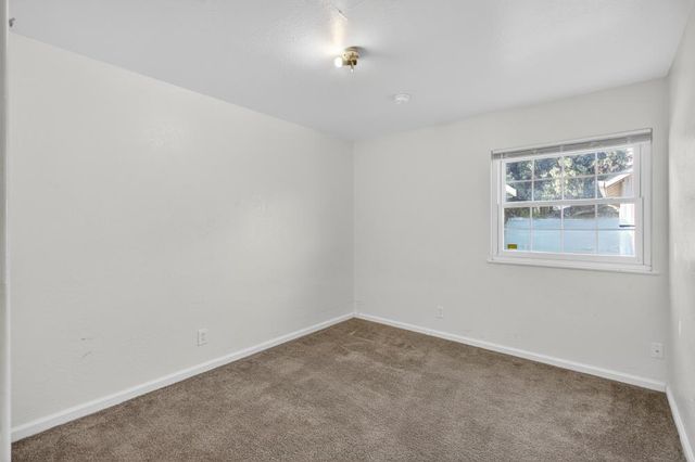 1341 Greenhills Rd, Sacramento, CA 95864