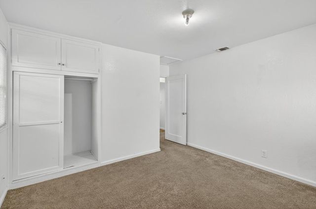 1341 Greenhills Rd, Sacramento, CA 95864