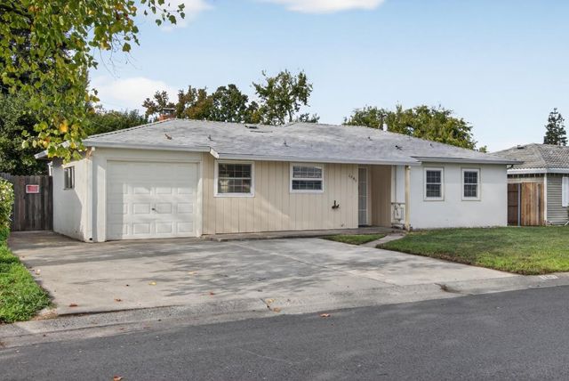 1341 Greenhills Rd, Sacramento, CA 95864