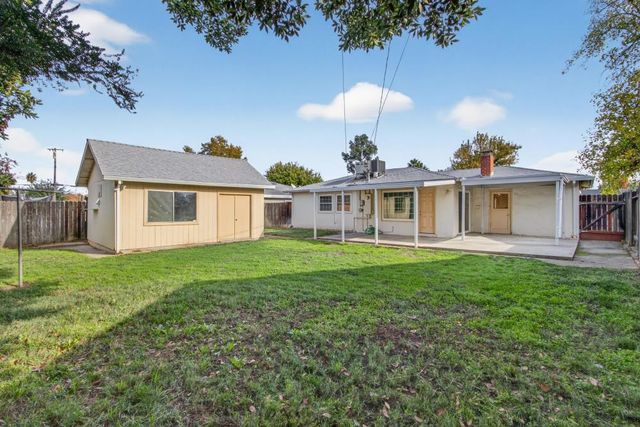 1341 Greenhills Rd, Sacramento, CA 95864