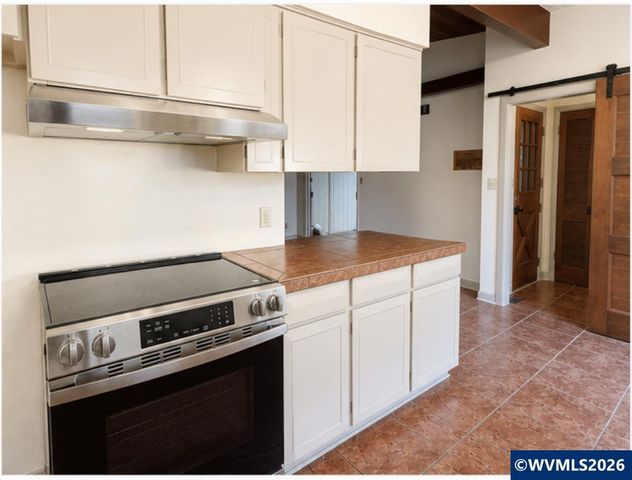 4261 Gardner Rd SE, Salem, OR 97302