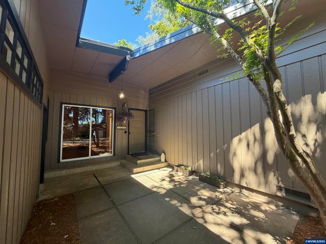 4261 Gardner Rd SE, Salem, OR 97302