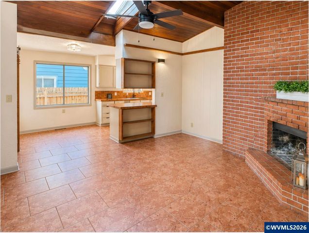4261 Gardner Rd SE, Salem, OR 97302