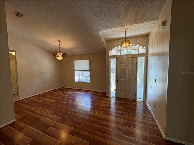 302 BLUFF PASS DRIVE, Eustis, FL 32726