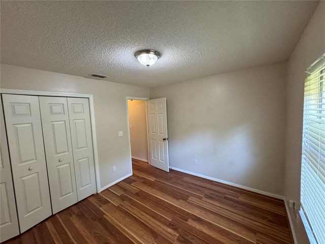 302 BLUFF PASS DRIVE, Eustis, FL 32726