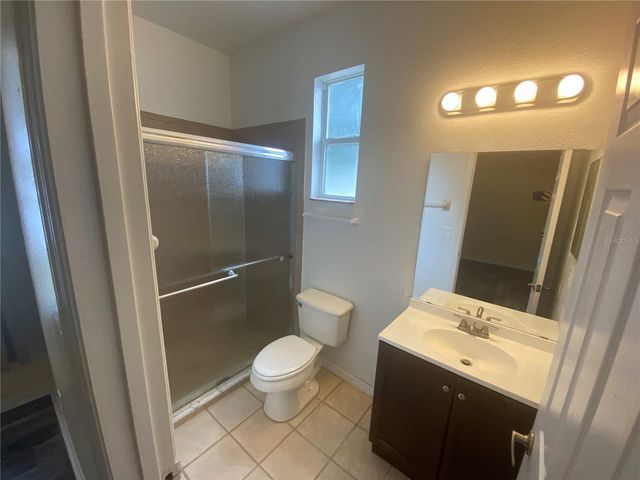 302 BLUFF PASS DRIVE, Eustis, FL 32726