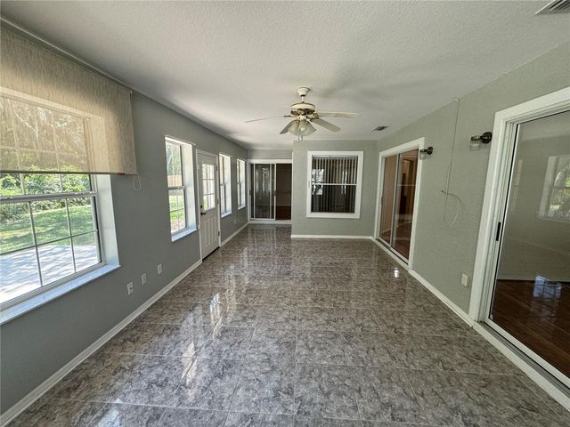 302 BLUFF PASS DRIVE, Eustis, FL 32726
