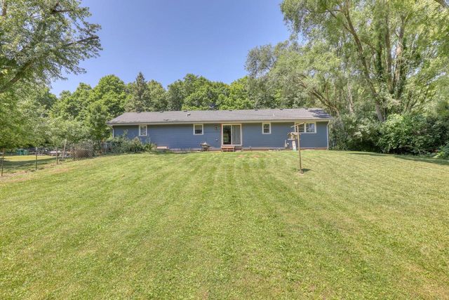 2840 Church ROAD, Jackson, WI 53037