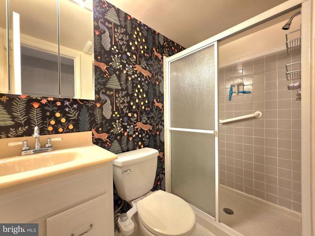 2215 COLLINGWOOD RD, Alexandria, VA 22308