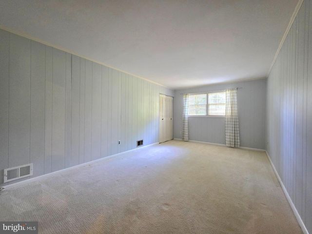 2215 COLLINGWOOD RD, Alexandria, VA 22308