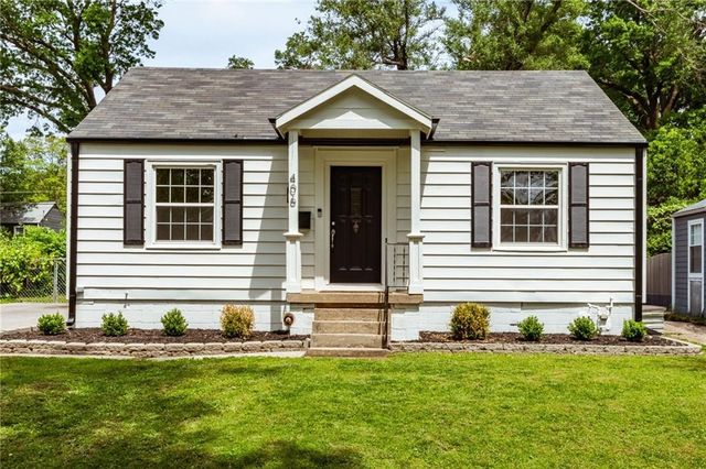406 W 86th Terrace, Kansas City, MO 64114