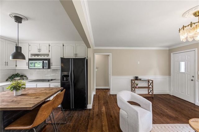 406 W 86th Terrace, Kansas City, MO 64114