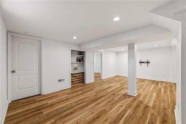 406 W 86th Terrace, Kansas City, MO 64114