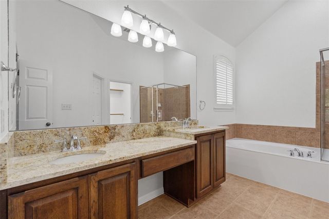 10421 Hansa DR, Austin, TX 78739