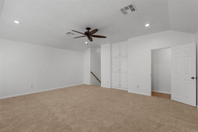 10421 Hansa DR, Austin, TX 78739