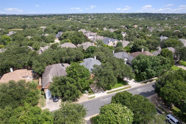 10421 Hansa DR, Austin, TX 78739