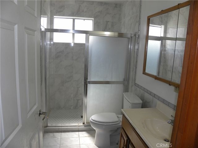 4611 Leonis, Commerce, CA 90040