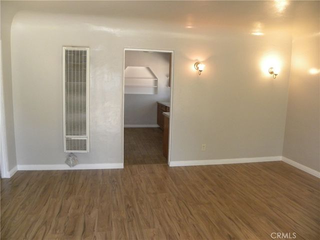 4611 Leonis, Commerce, CA 90040