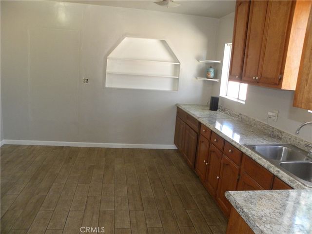4611 Leonis, Commerce, CA 90040