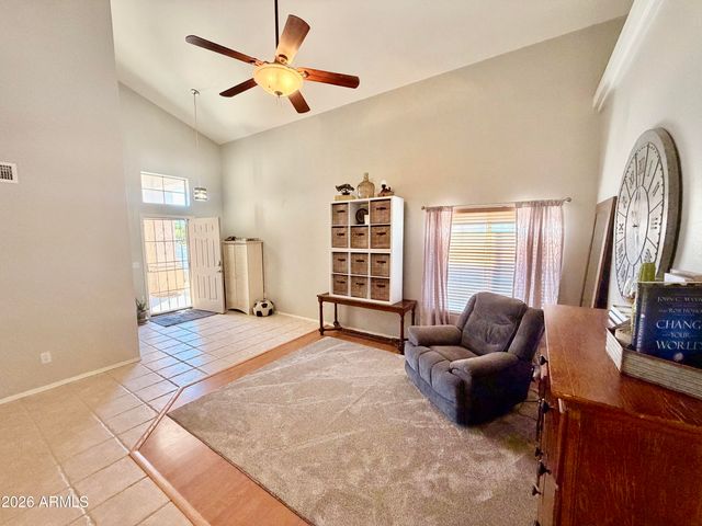 2051 N PINE Place, Casa Grande, AZ 85122