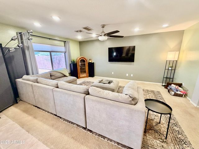 2051 N PINE Place, Casa Grande, AZ 85122
