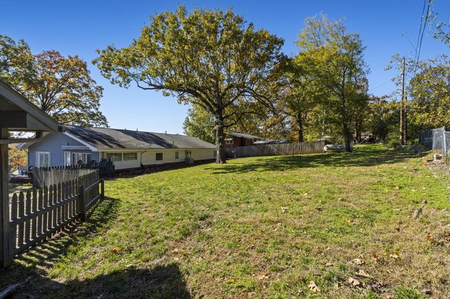 229 Dogwood Park Trail, Branson, MO 65616