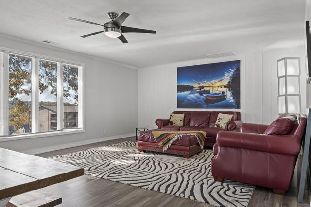 229 Dogwood Park Trail, Branson, MO 65616