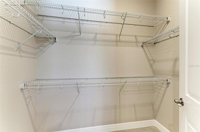 5111 BARNETT CIRCLE, Bradenton, FL 34211