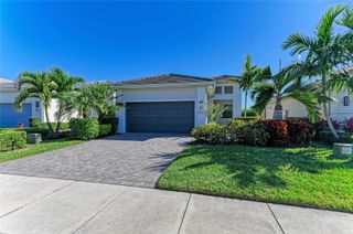 5111 BARNETT CIRCLE, Bradenton, FL 34211