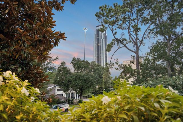 4738 Banning Drive, Houston, TX 77027