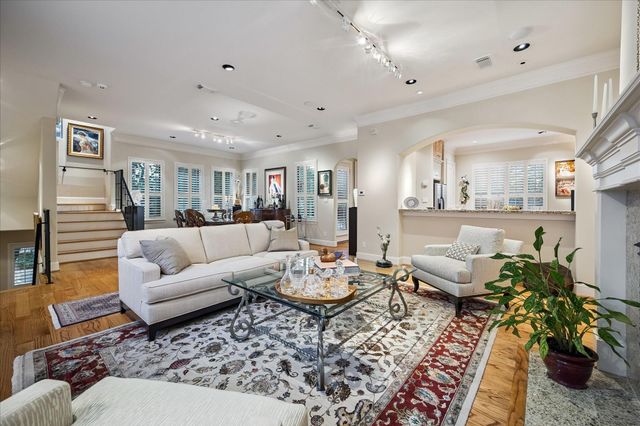 4738 Banning Drive, Houston, TX 77027