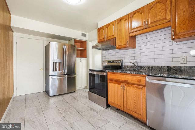 64 GARDEN RIDGE RD, Baltimore, MD 21228
