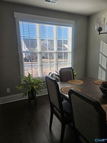 3210 Mcclellan Way SE, Decatur, AL 35603