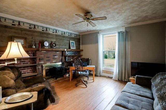 6178 N Main Street, Willow Branch, IN 46186