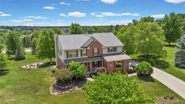 981 Coventry Court, Oxford, MI 48371