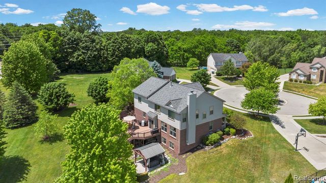 981 Coventry Court, Oxford, MI 48371