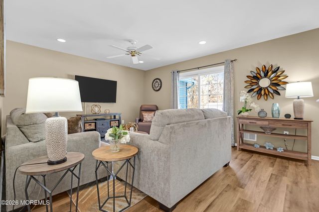 25 Stollman Street, Bayville, NJ 08721