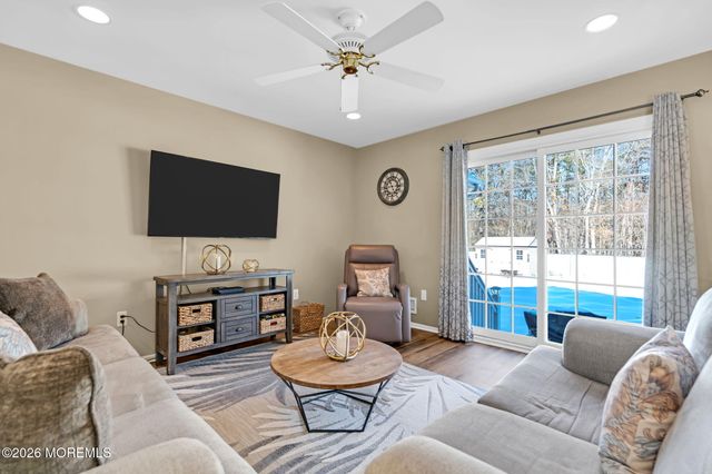 25 Stollman Street, Bayville, NJ 08721