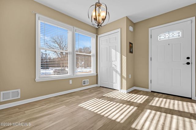 25 Stollman Street, Bayville, NJ 08721