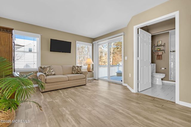 25 Stollman Street, Bayville, NJ 08721