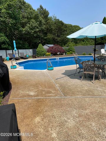 25 Stollman Street, Bayville, NJ 08721