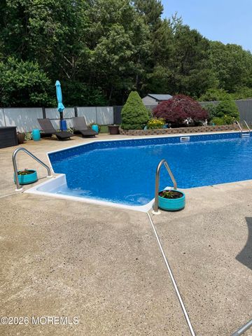 25 Stollman Street, Bayville, NJ 08721