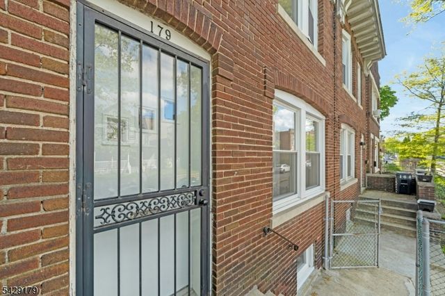 179 William St, East Orange City, NJ 07017
