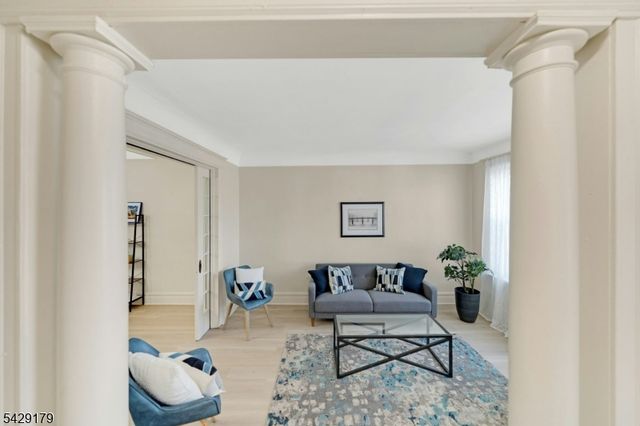 179 William St, East Orange City, NJ 07017
