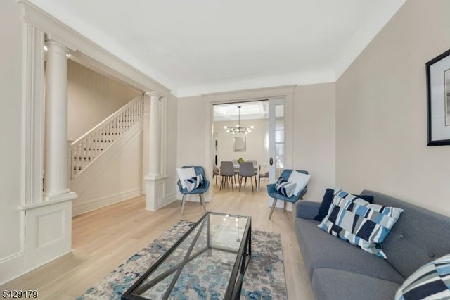 179 William St, East Orange City, NJ 07017